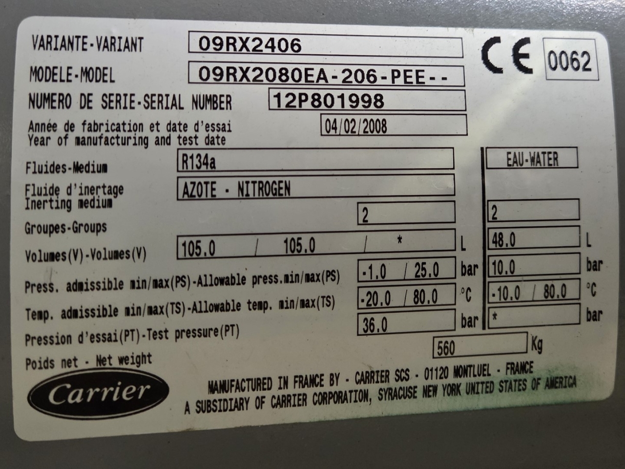 Used Carrier 30 HXC 100 water-cooled chiller on Freon R134A. | HOS BV